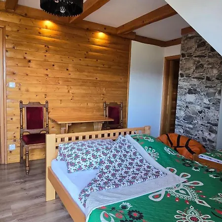 Gościnne U Ogórków Quarto em Acomodações Particulares Witów